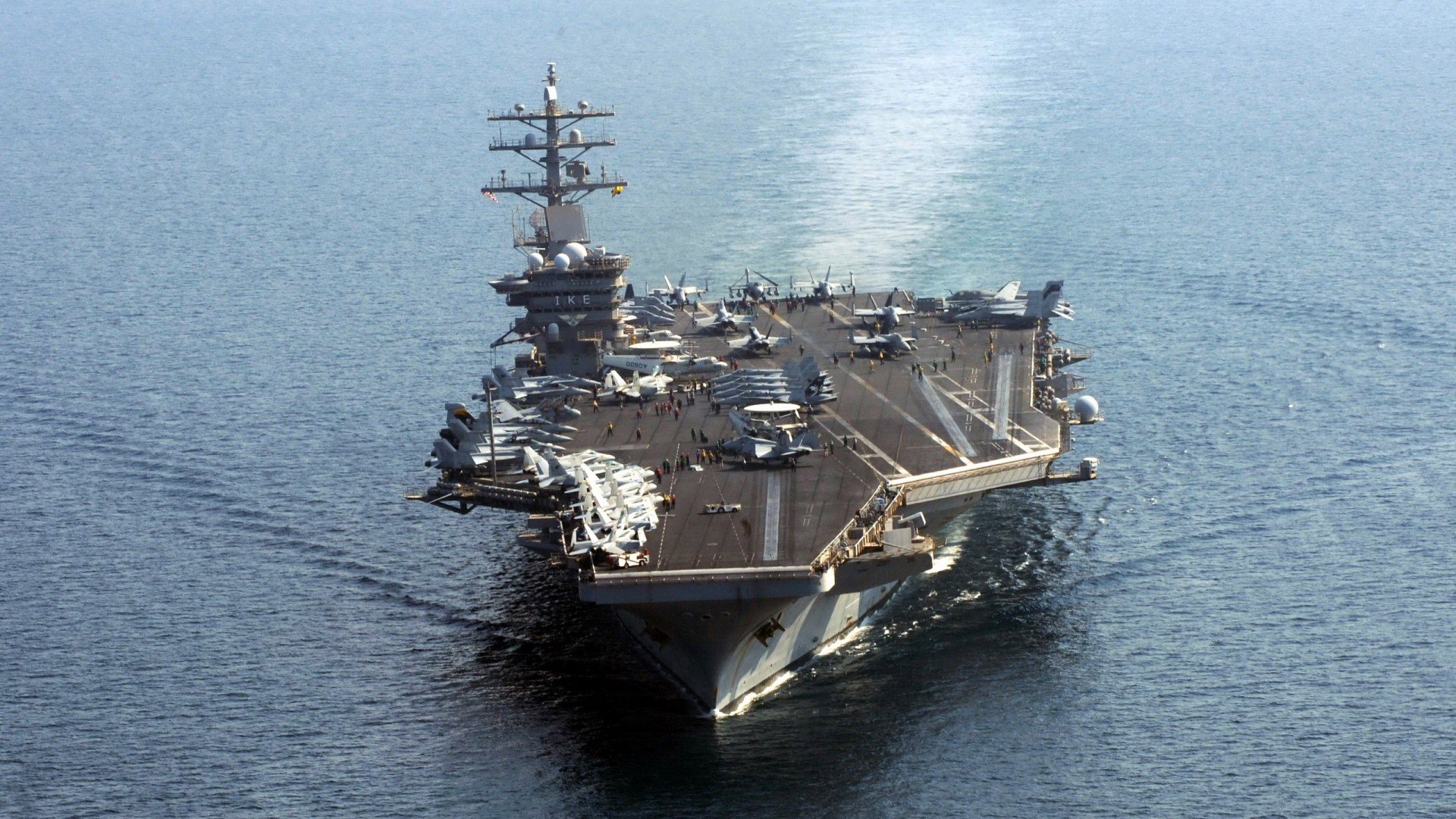 双面镜，鏖战的光焰与独舞的星辰—当集体荣耀与个体辉煌同时照亮羽坛