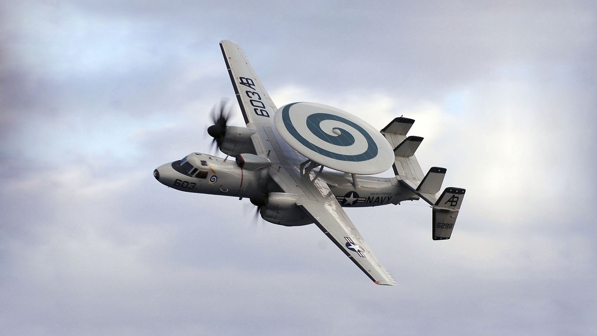 决胜毫秒，红牛二队的战术闪电战与佩雷兹不可能的纪录