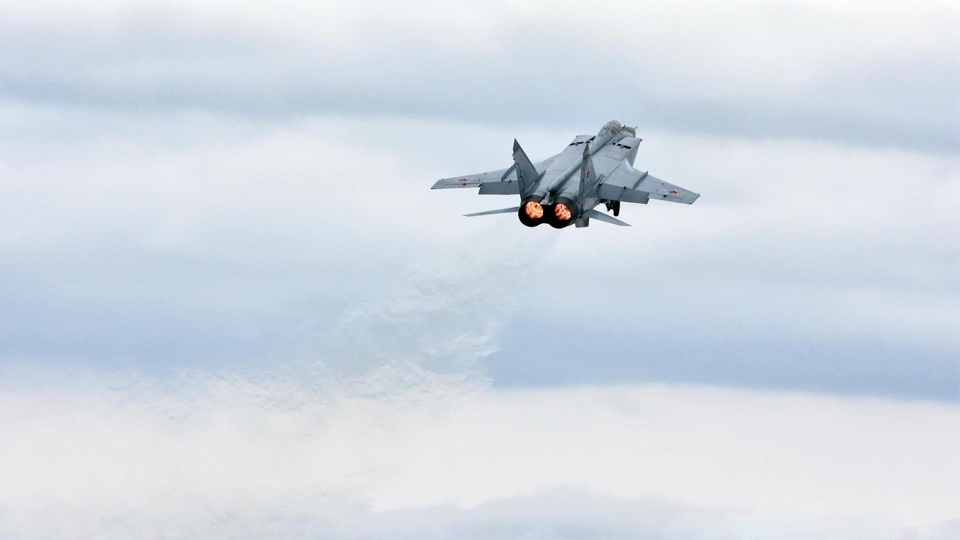 险胜德国,但石宇奇征服世界,一场球赛,两种传奇