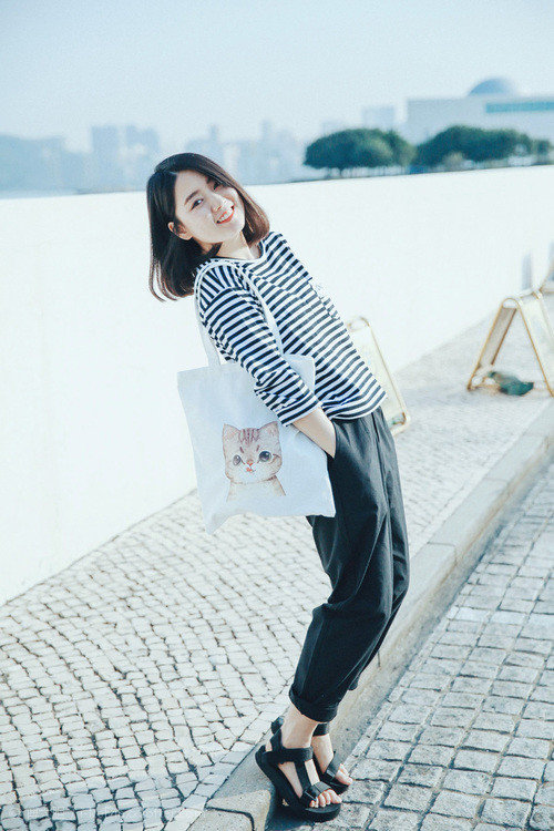 阿什拉夫火热状态引爆全场，美国全明星轻取比利亚雷亚尔