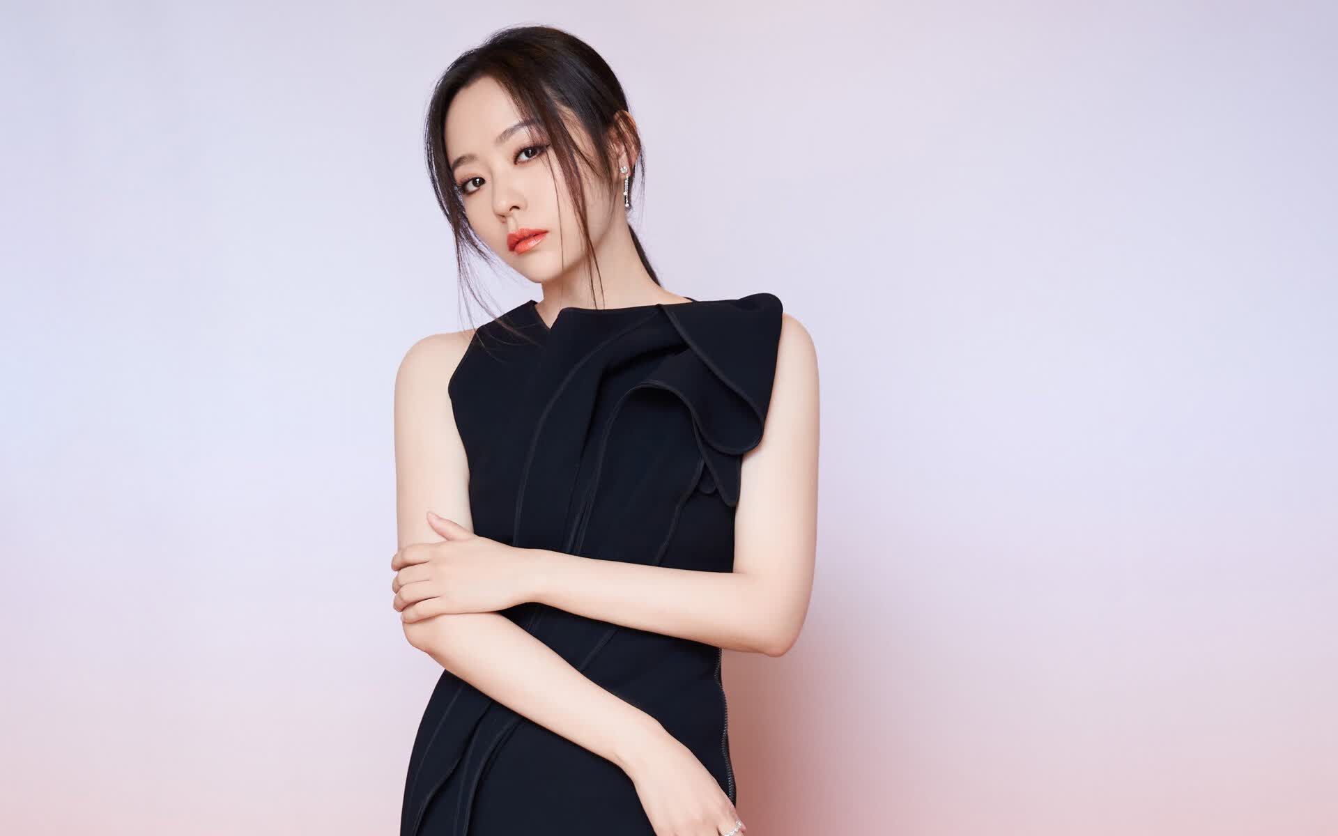 极速风暴掠过东欧防线,厄瓜多尔闪电战碾碎波兰,费利克斯引领B组变天